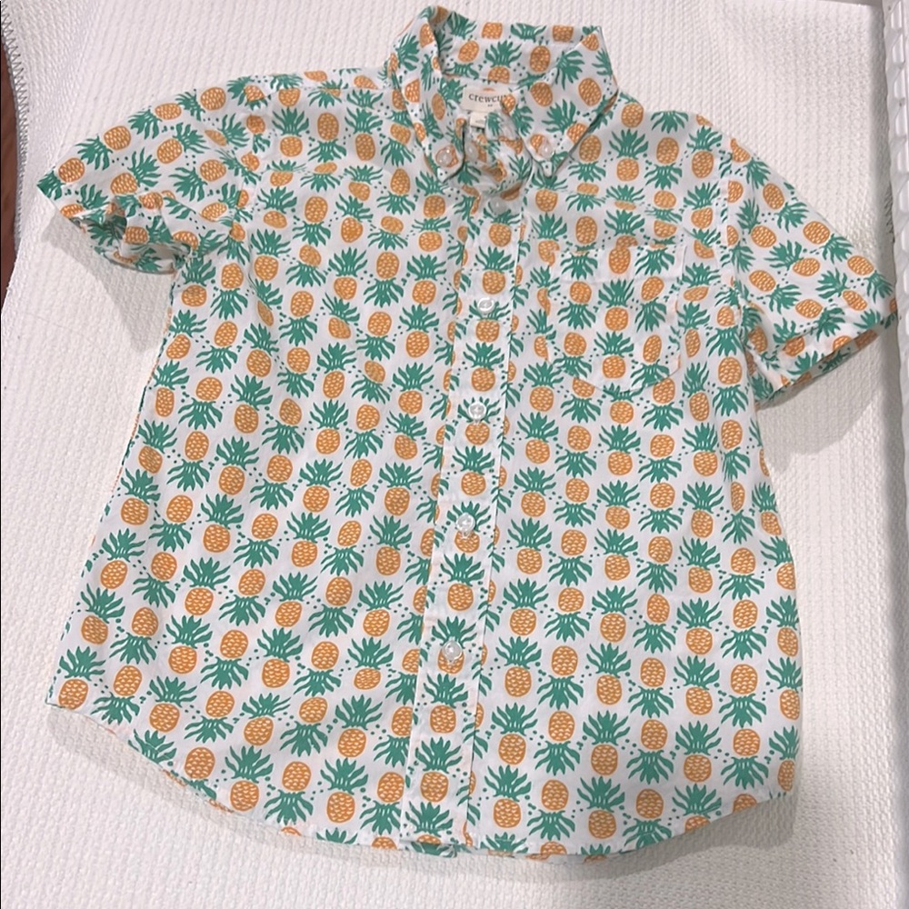 Crewcuts Boys' pineapple washed shirt size 4-5